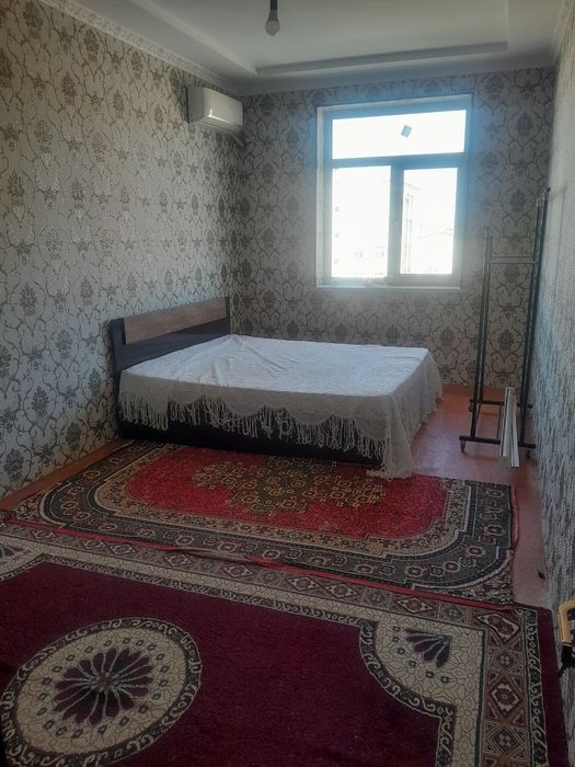 Динамо калцо томонда жойлашган 2 хонали квартира ижарага берилади