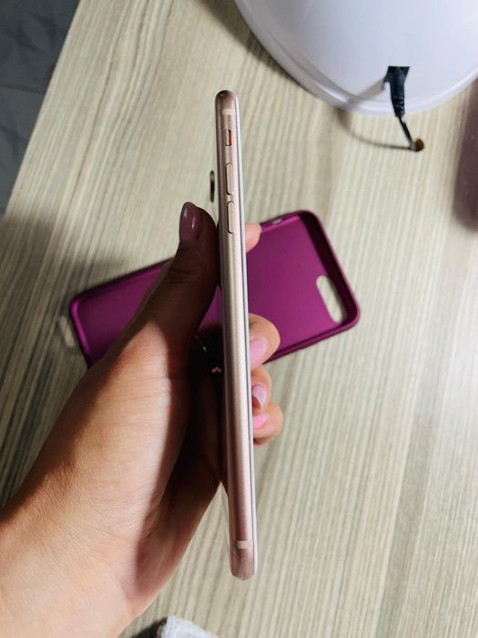 Vând iphone 8Plus 64Gb