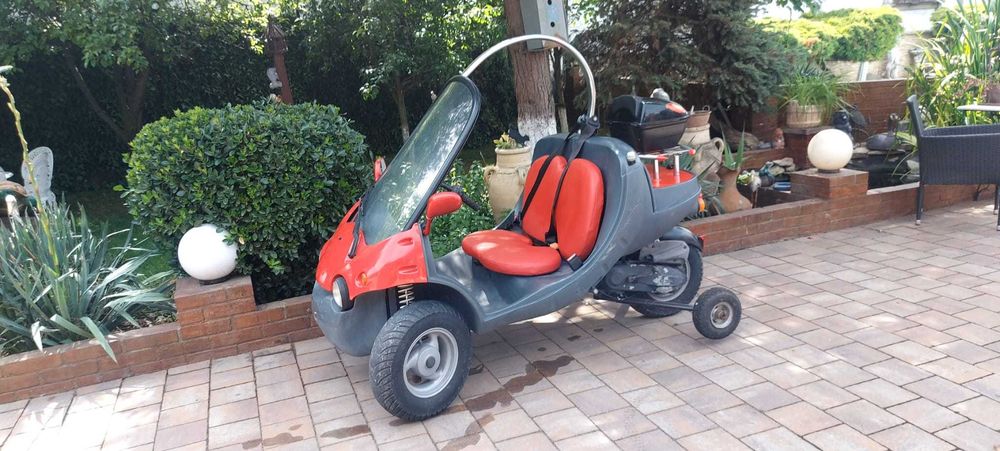 Vand motociclu cu 3 roti