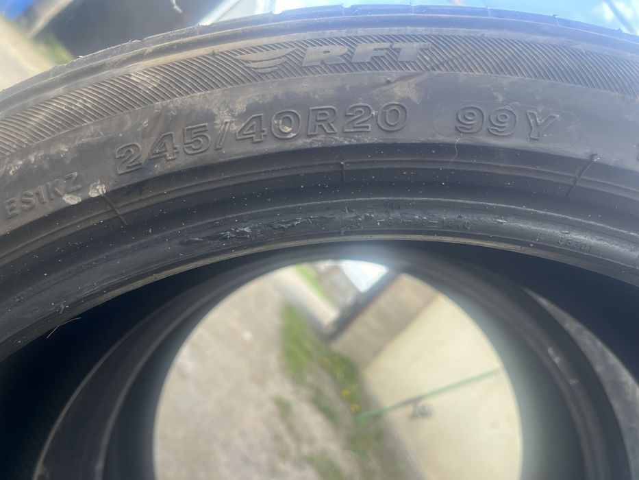 Продам шины Bridgestone 245/40/ 20
