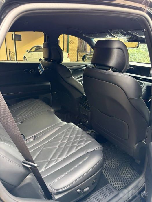 Genesis GV80 Coupe 2025 Год