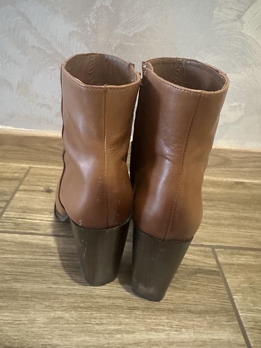 Ghete Massimo Dutti piele