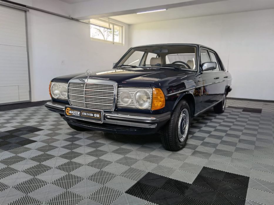 Mercedes w123 cobra 240D automatic