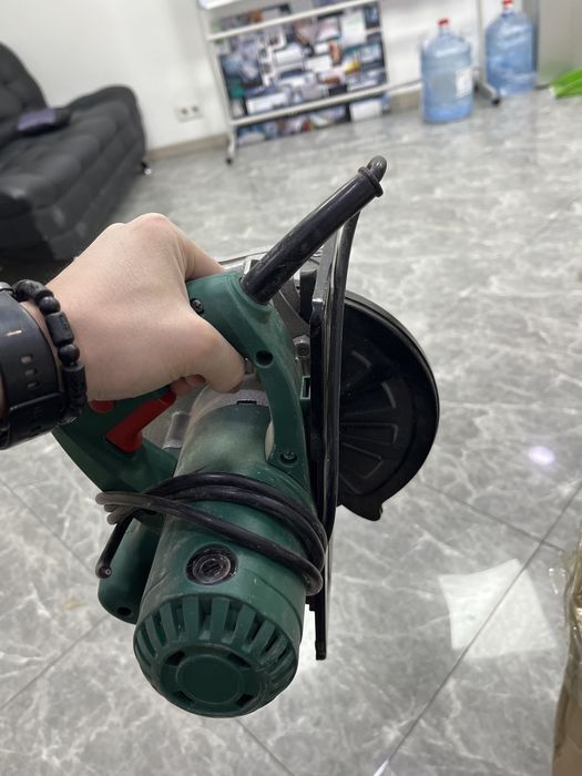 Продам Ручную циркулярную пилу