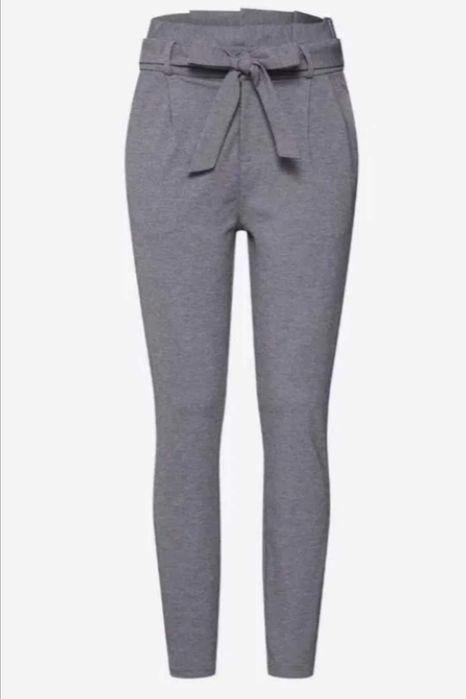 Слим фит Vero moda.
Р-р M. Нов с етикет