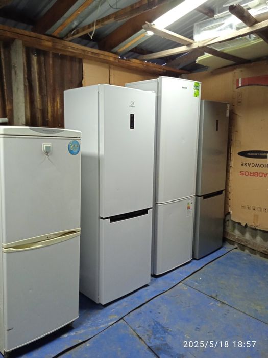 С доставкой холодильники