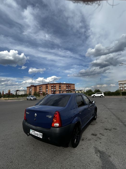 Продам Рено логан 2007 года