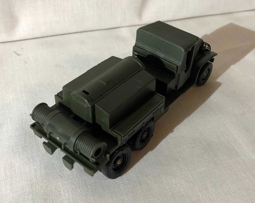 Macheta camion militar GMC CCKW 353 6x6 1 50 Solido originala