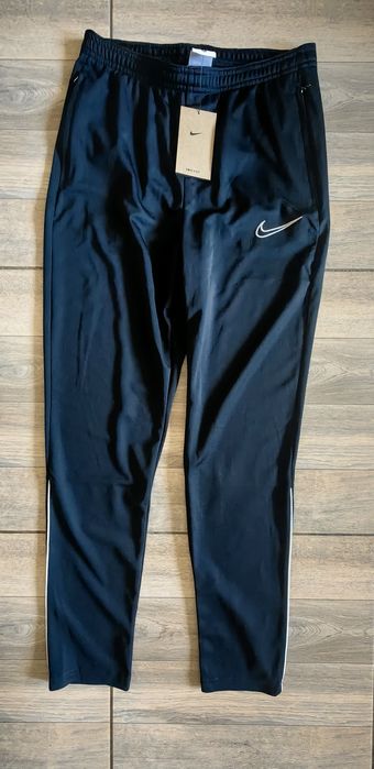 Trening barbati Nike Academy Dri-Fit pentru fotbal marimea S NOU
