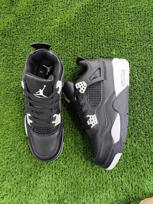 Erkaklar ayoq kiyimlar