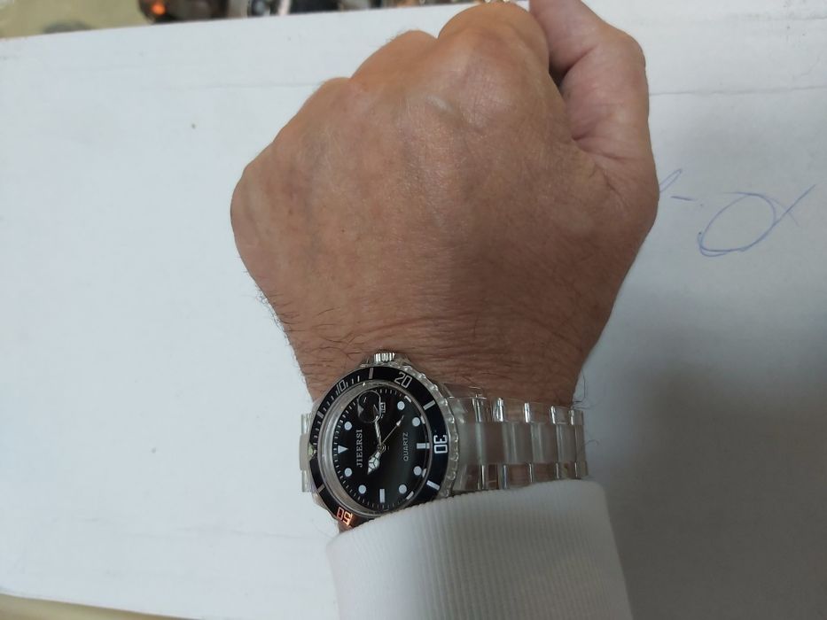 Ceas cu Data Antiacvatic