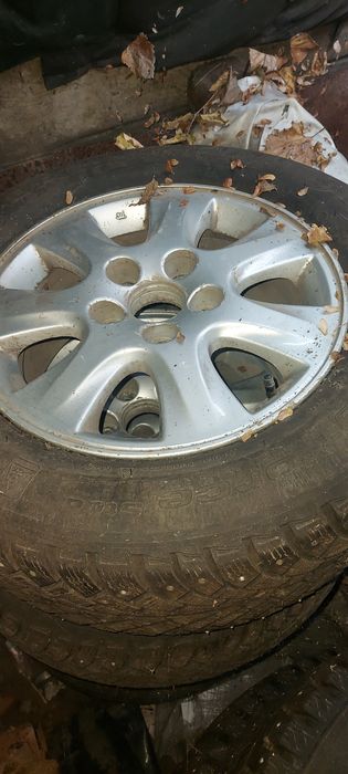 Продам болоны с дисками в хорошем состояний