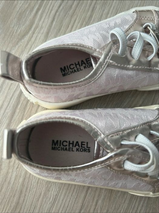 Tenisi Michael Kors marimea 22