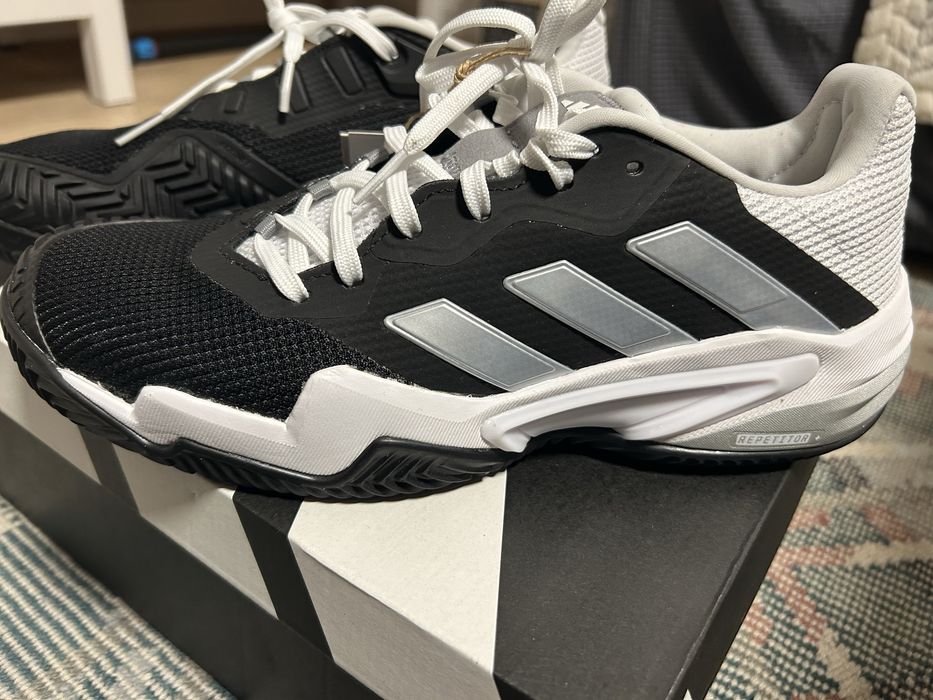 Addidas- черно-бели обувки