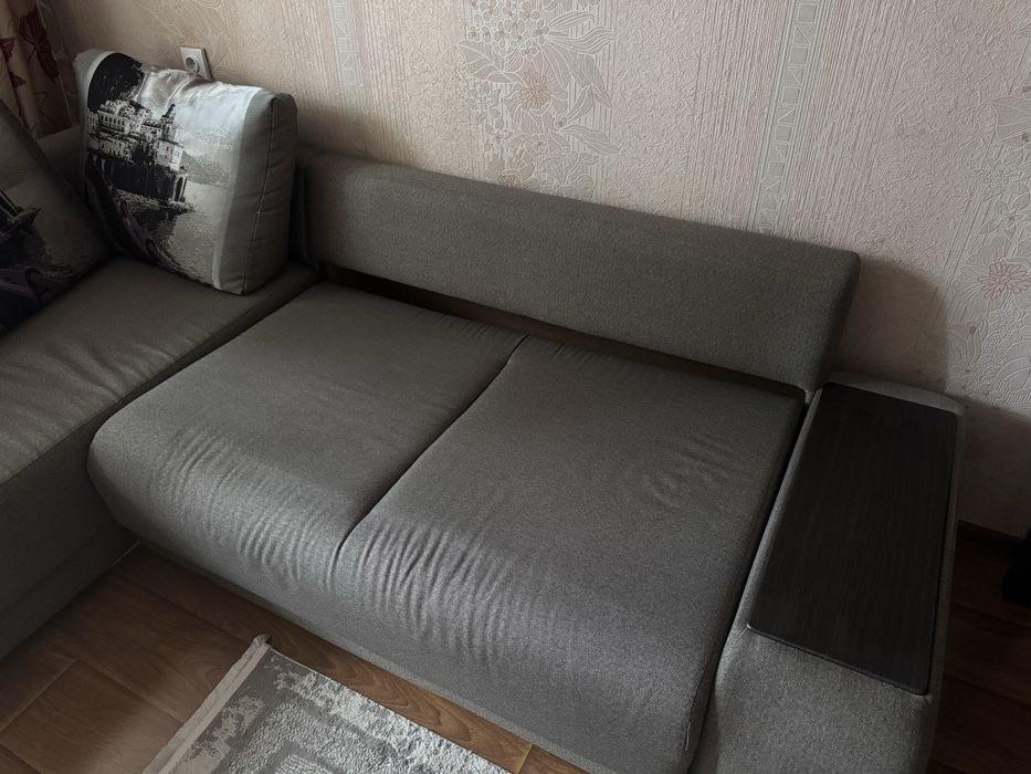 Продам угловой раскладной диван