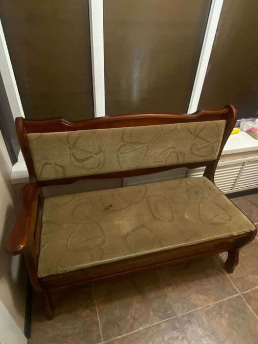 Продам уголок на кухню