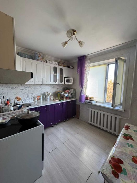 Продам 3 комн улучшенную квартиру