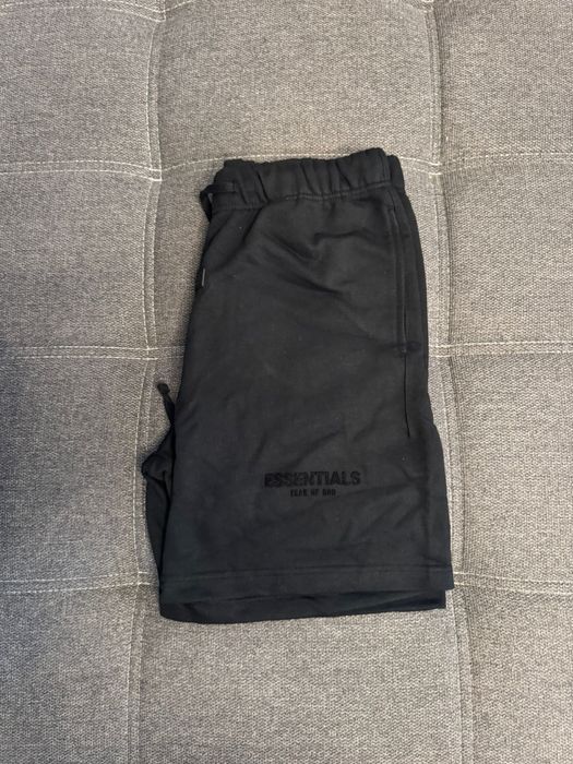 Pantaloni essentials