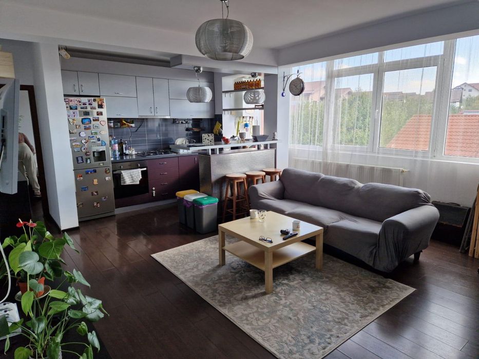 Inchiriez ap 3 camere valea lupului