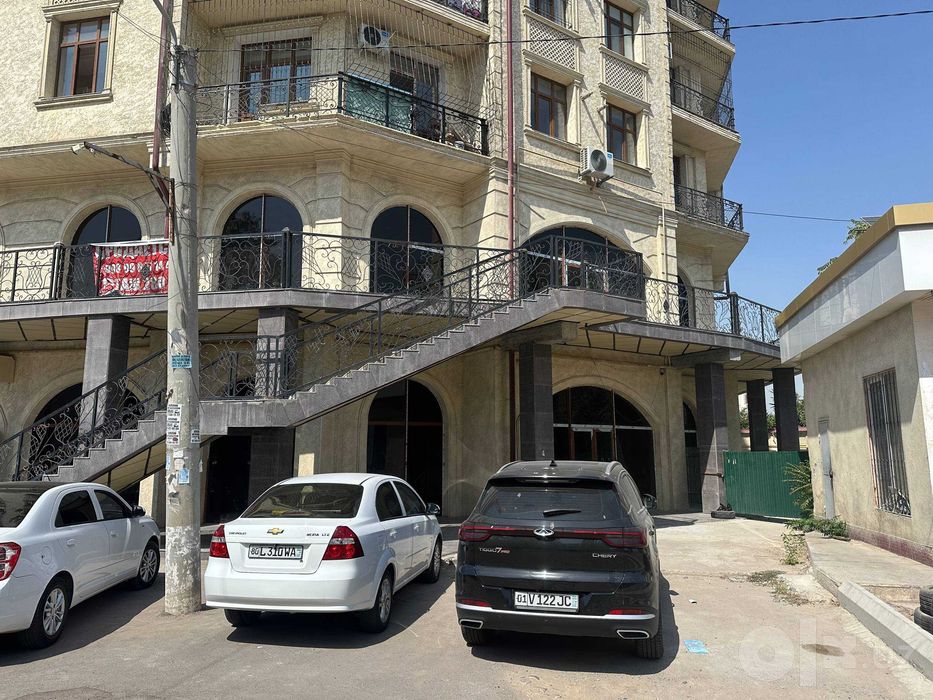Срочная продажа коммерции 450 м² | 1 линия | ЖК New Life  Фергана Йули