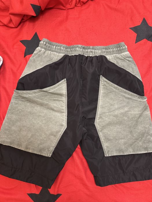 Luda къси панталони