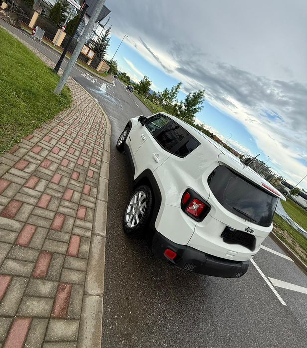 JEEP Renegade 2021 — imagine 2