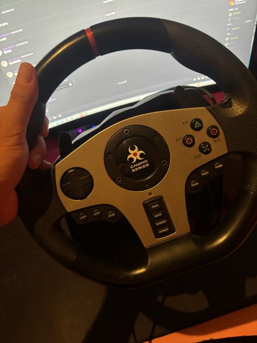 Volan gaming myria