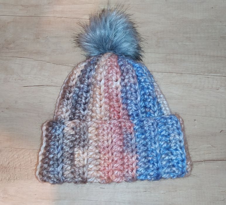 Обемна топла шапка