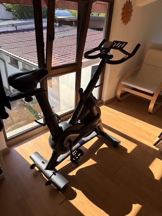 Bicicleta Spinning Magnetica GO4FIT® Model GF220 PRO, Volanta 18kg