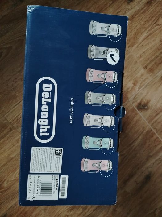 Expresor  manual  DeLonghi Dedica Duo EC890M,nou