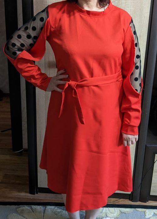 Продам новые вечерние платья