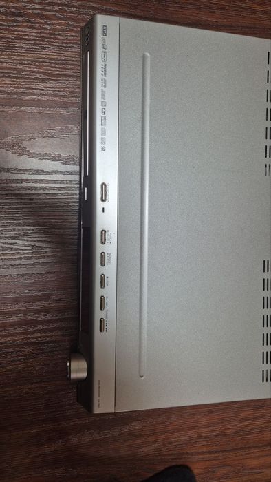 Система за домашно кино Сони.