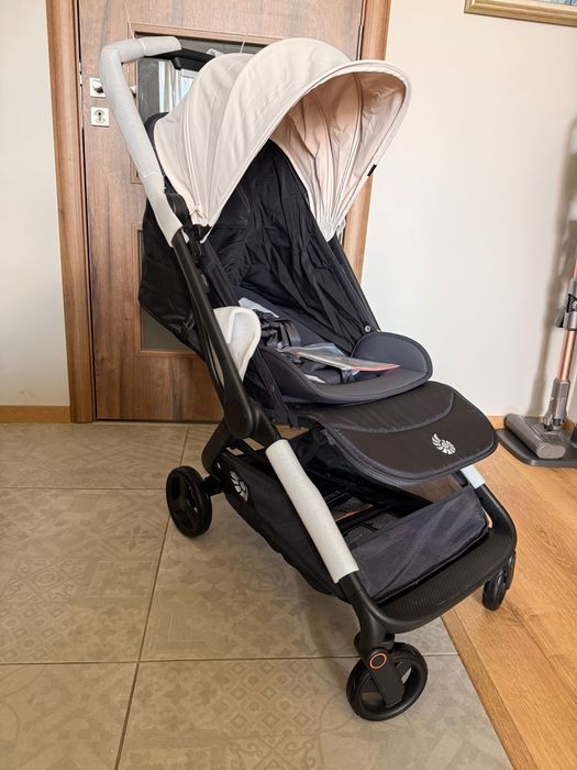 Нова Количка Ergobaby Metro 3