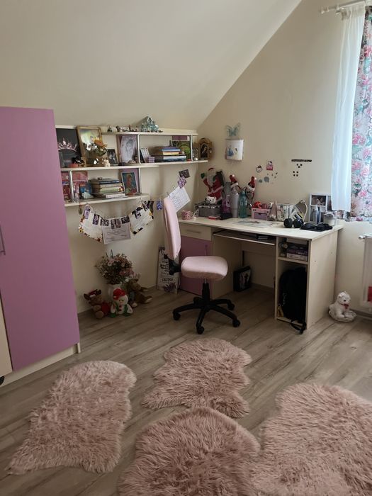 Apartament cu 4 camere + living