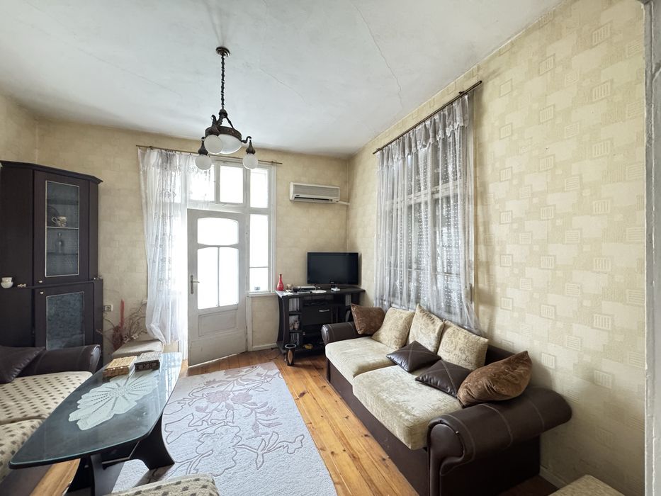 Продава се Етаж от къща в Русе, Дружба 1 - 118 кв.м за 584 €/кв.м - Снимка #13