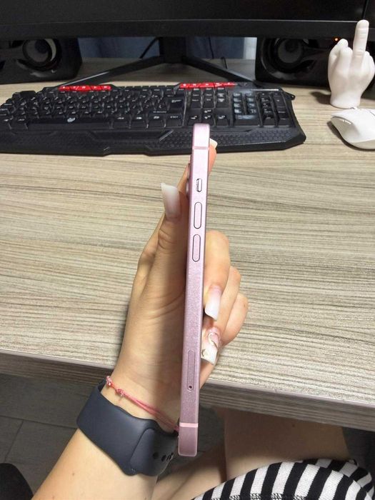 Vand iphone 15, 128 gb