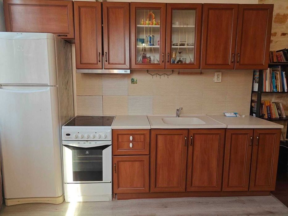 Дава се под наем Тристаен апартамент в София, Изток - 80 кв.м за 650 € - Снимка #3