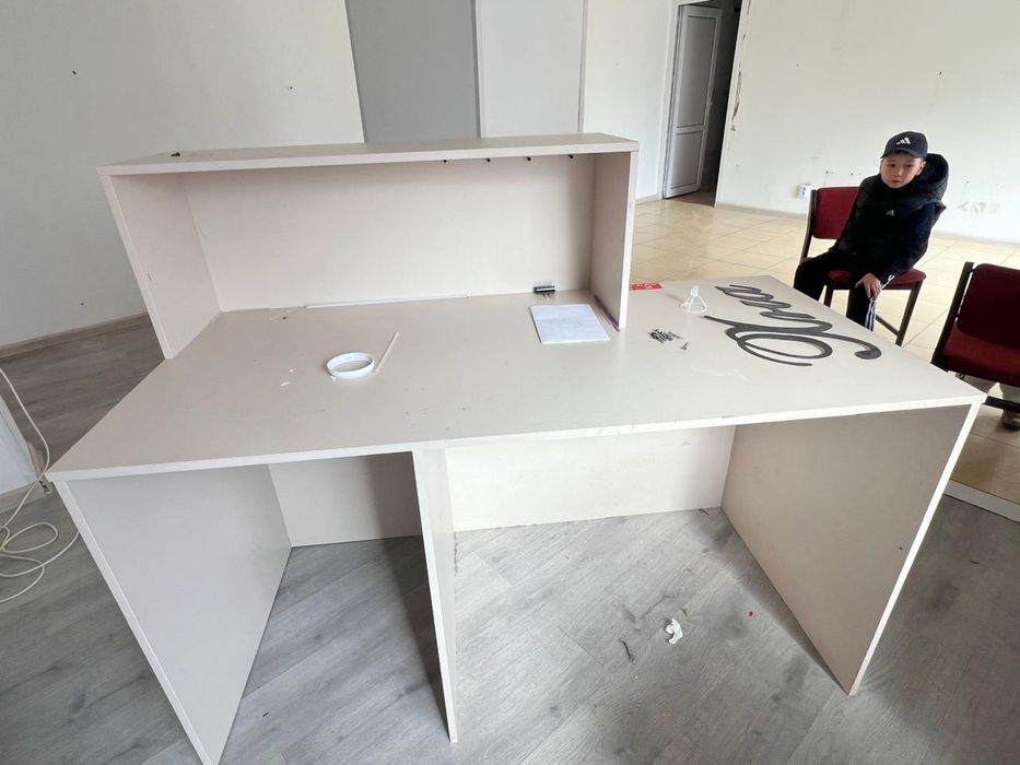 Ресепшен бежевый