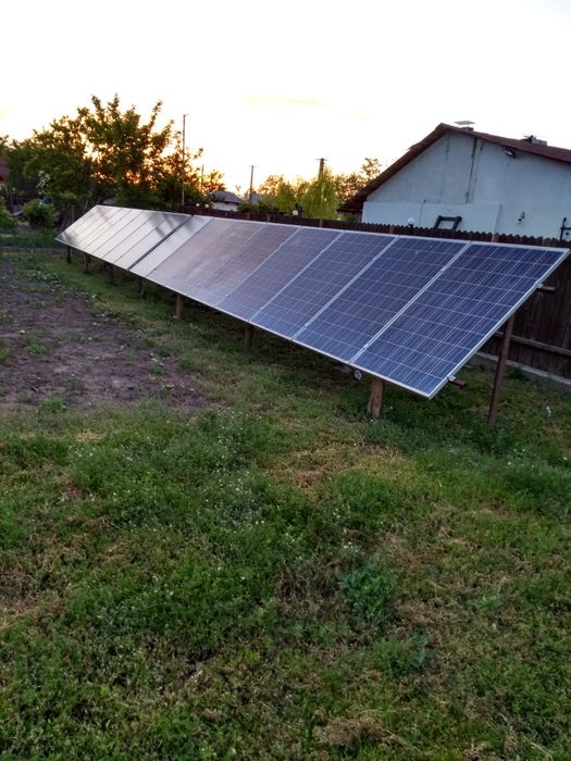 Vând urgent azi  kit fotovoltaic fara baterie