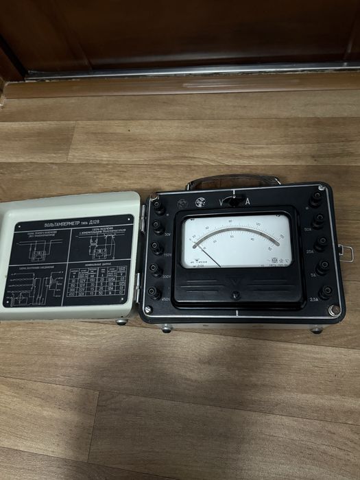 Продаётся  Вольтамперметр