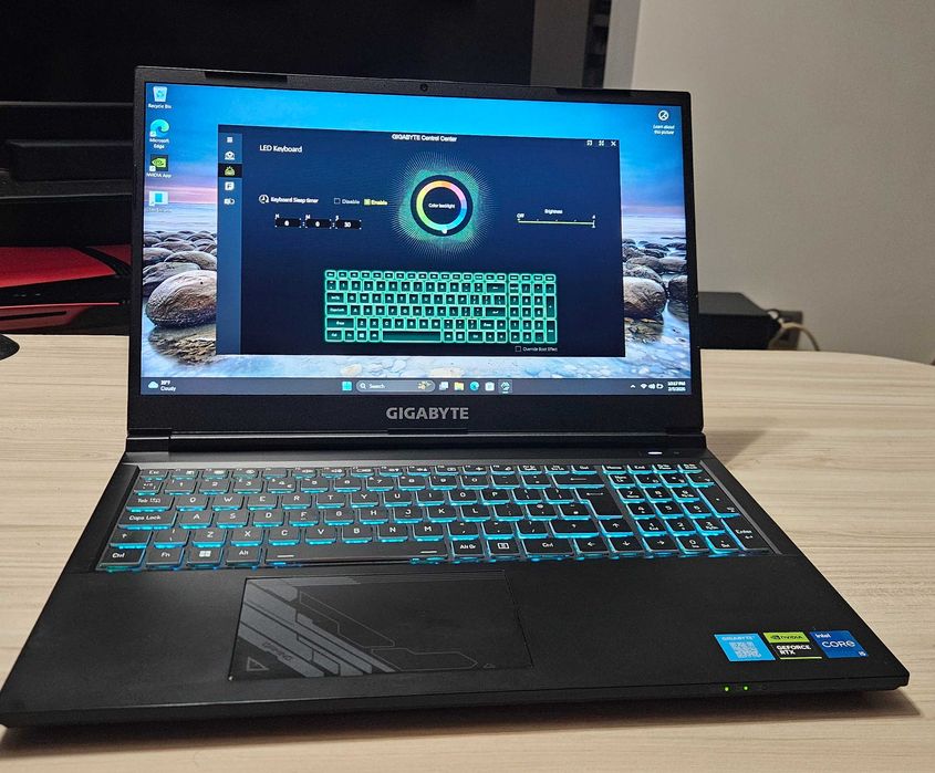 Gigabyte G5 KF RTX 4060/i5