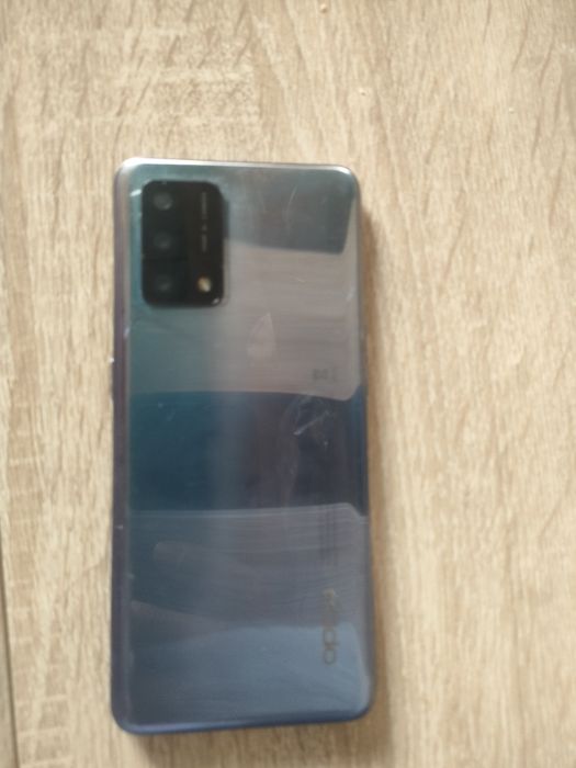 Телефон самсунг сатылады