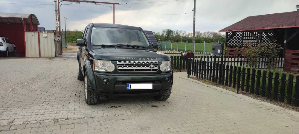 Land Rover Discovery 4 autoutilitara cu 4 locuri Euro 5 schimb cu moto  sau mașină mică
