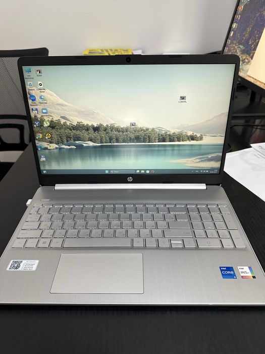 Noutbook HP Intel Core i5 xoli ishlatilmagan yangi  narxini kelishamiz