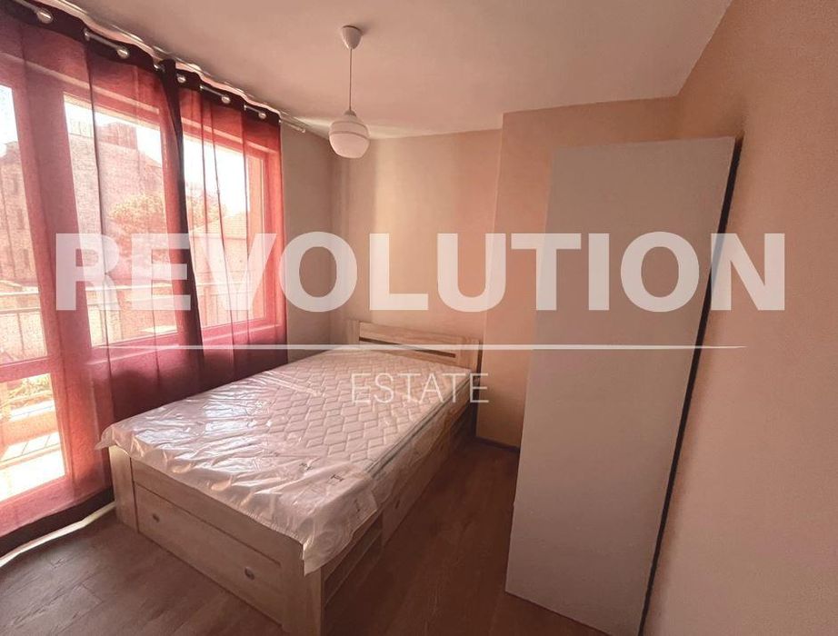 Дава се под наем Тристаен апартамент в Варна, Център - 70 кв.м за 650 € - Снимка #4