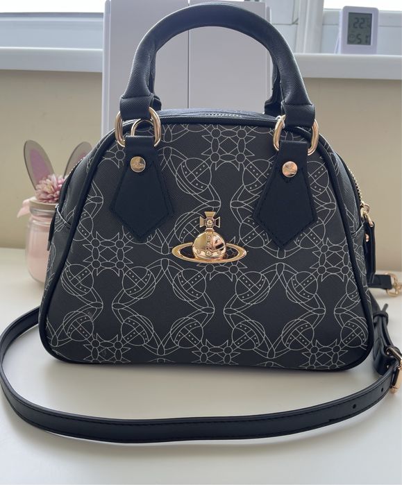 Vivienne Westwood - Yasmine Logomania Monogram / Black / Нова