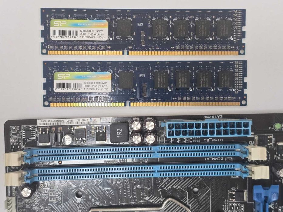 Placă de bază ASUS P8H61-M LX,Procesor + Intel G530 + 4GB RAM DDR3 1333MHz