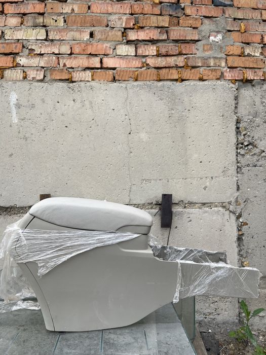 Бардачок на Камри 40/Camry 40