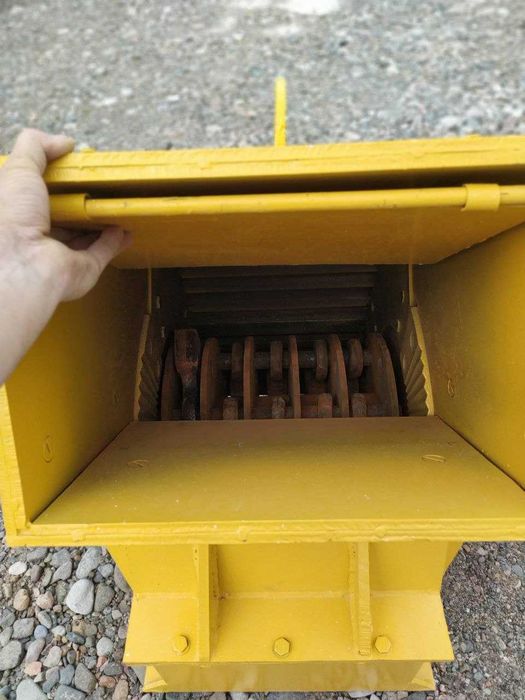 дробилка молотковая новая для гипса, мела, извести