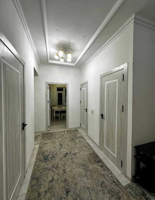 Сдаётся квартира с авторским ремонтом на Мирабаде, ор-р: ЦУМ